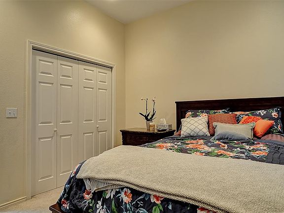 4th image of 3308 Preston Club Dr