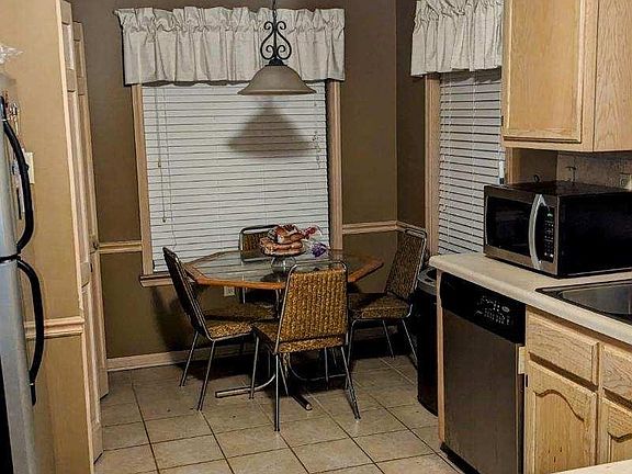 5th image of 5812 N Newberry Ln