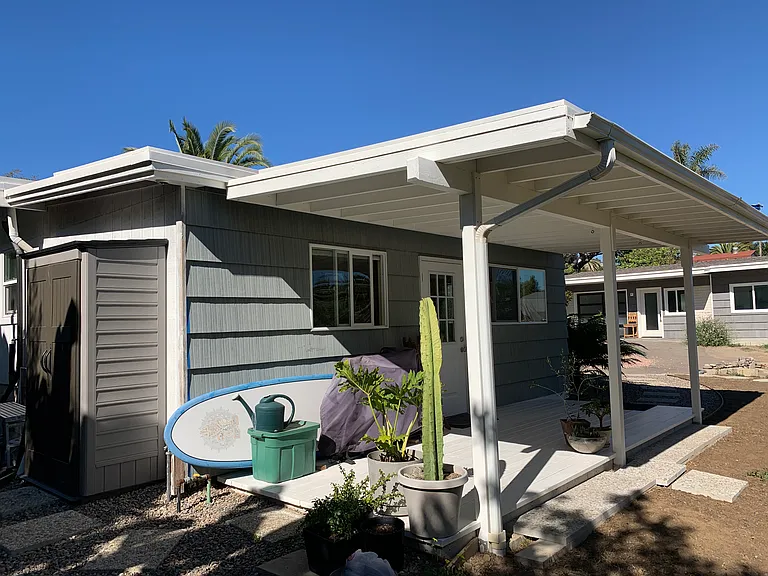 Crest Dr — Photo 10