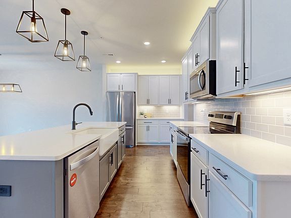 3rd image of 1232 June Wilde Rdg