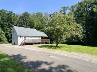 806 Harbor Springs Rd, Jamestown, KY 42629
