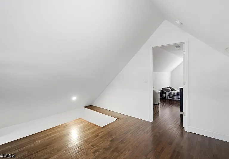 15 Prospect St — Photo 10