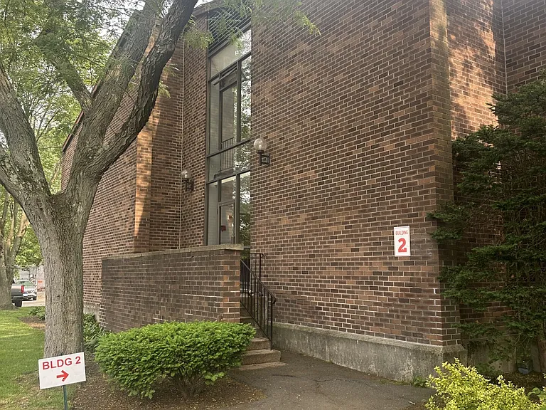 235 Henry Ave #22K — Photo 2