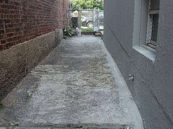 2nd image of 1970 Gleason Ave