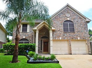 2811 Bent River Ct, Sugar Land, TX 77479