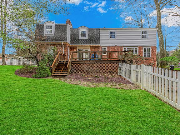 4th image of 100 Green Forest Dr