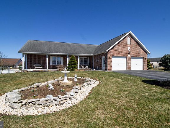 2nd image of 342 Debrina Ct