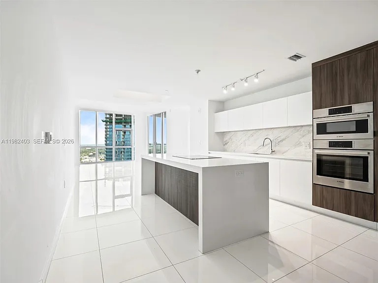 851 NE 1st Ave #4801 — Photo 4