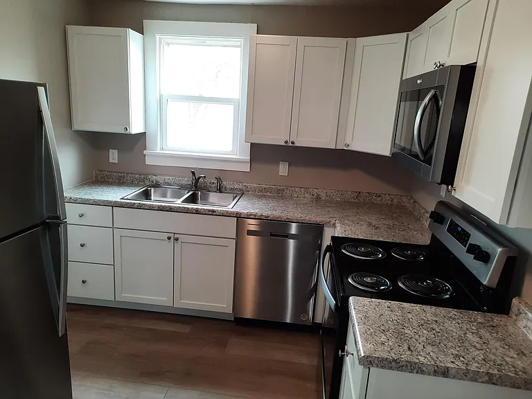 341 Park Ave #5 — Photo 21