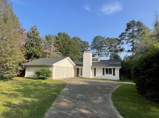 6085 Sumter Dr, Douglasville, GA 30135