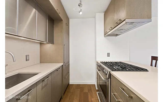 Rented by Douglas Elliman | media 52