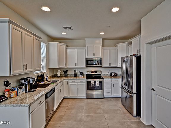 3rd image of 14870 W ENCANTO Boulevard #1140