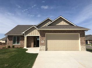 729 N Firefly Ct #THE, Wichita, KS 67235