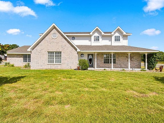 5th image of 156 La Arroya Dr