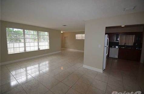 3rd image of 221 NE 173rd St