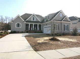 2010 Indian Point Rd, Suffolk, VA 23434