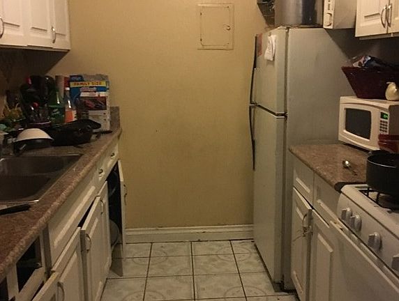 4th image of 14805 Chase St Unit 101