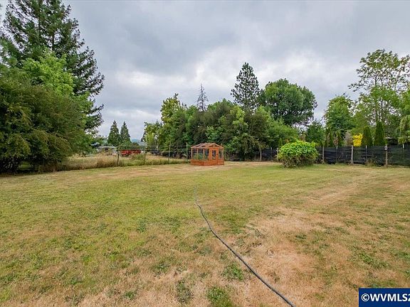 2nd image of 4624 Kalmia St