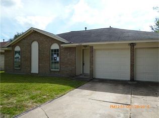 1506 Chippawa Ln, Pasadena, TX 77504