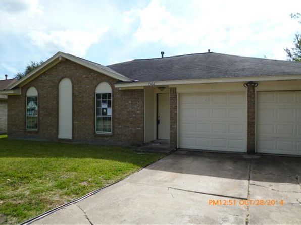 1506 Chippawa Ln