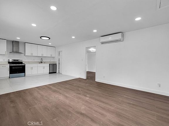 4th image of 6591 Ocotillo Ave