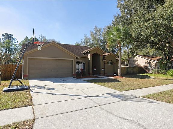 2nd image of 9722 Glenpointe Dr