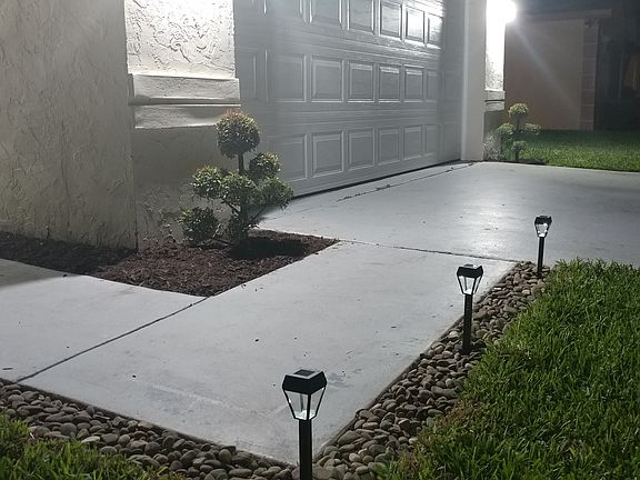 3rd image of 7941 Piper Ln