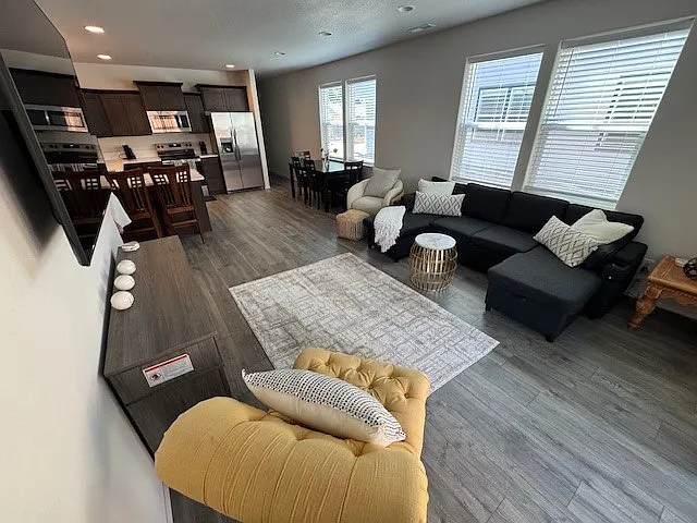 700 S 70th St — Photo 10