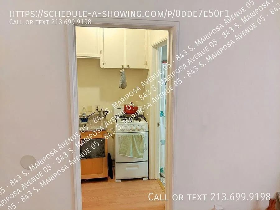 $0 Security Deposit+1 Month Free- Newly Renovated Studio Apartment Koreatown — Photo 2