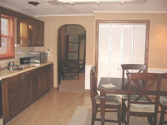 201 S. 7th Kitchen/Dining