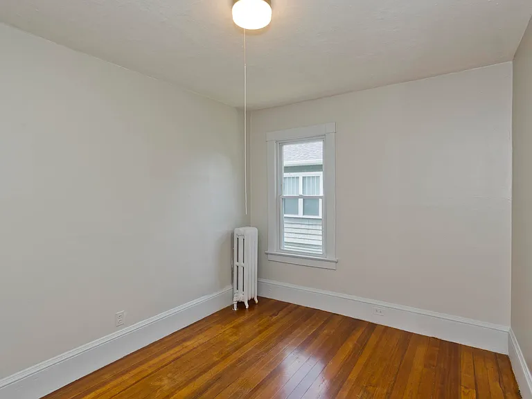 111-115 Groveland St #2 — Photo 12