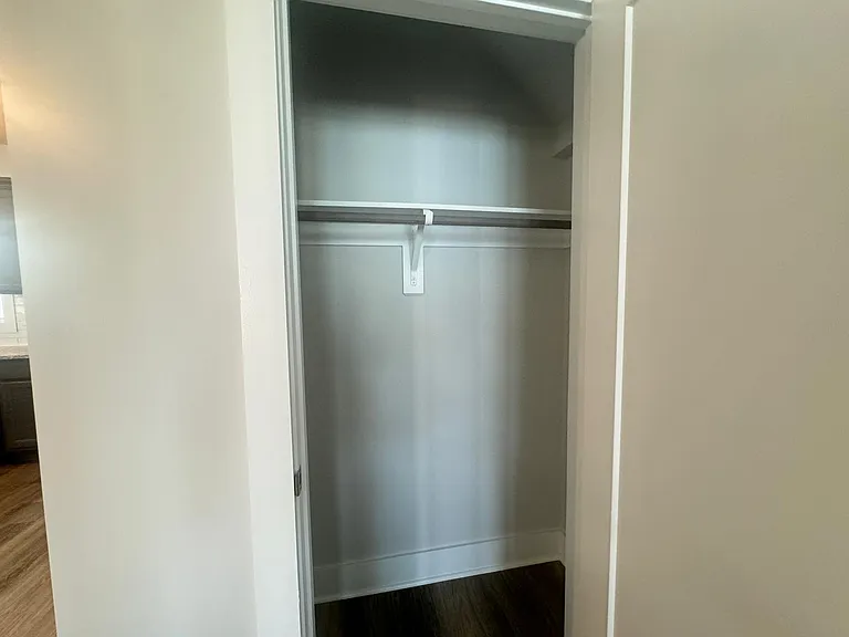 121 Broadwater Dr — Photo 21