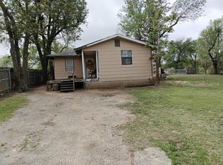 607 W Cheyenne St, El Reno, OK 73036