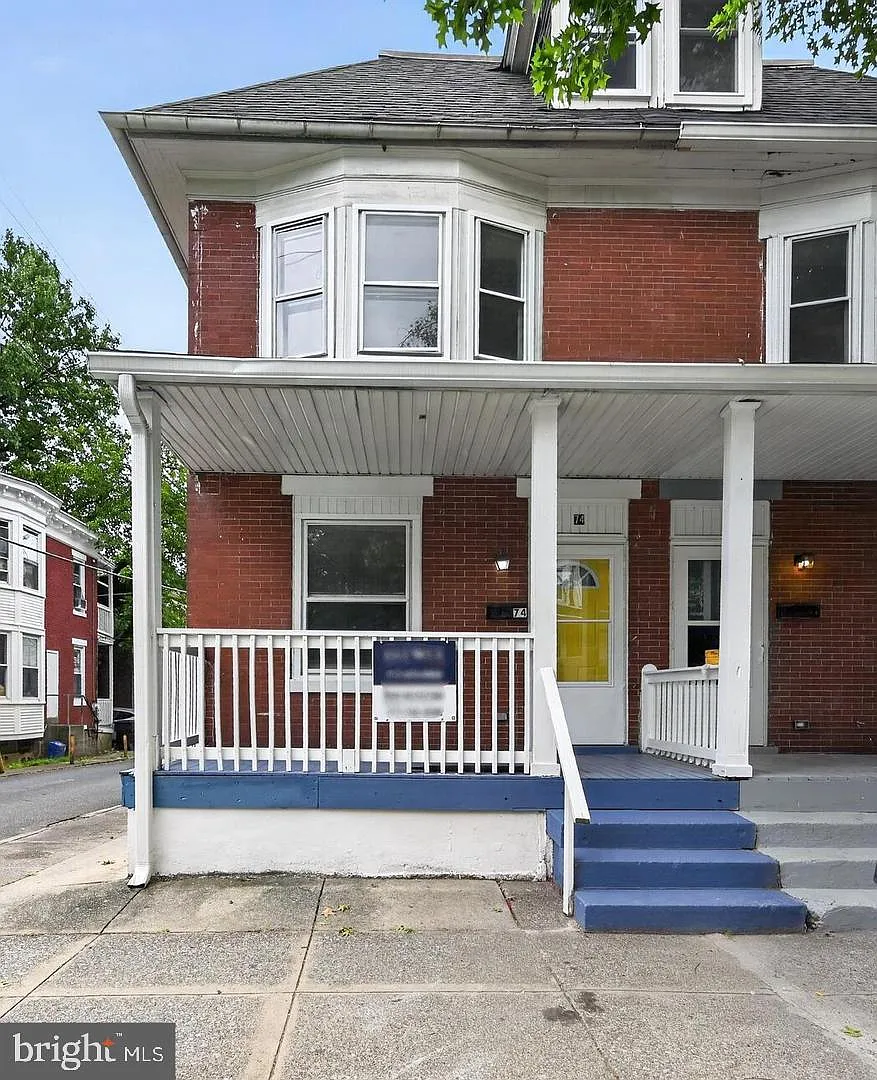 5 bed, 1.0 bath, 1772 sqft, $1,545 — Photo 1