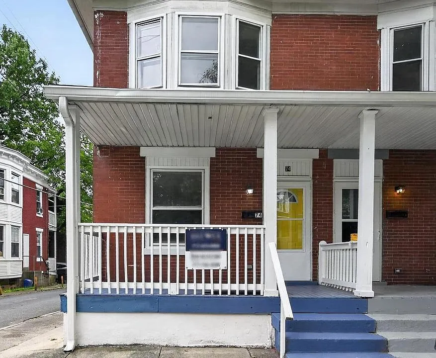 74 N 18th St