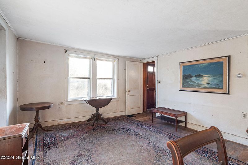 5th image of 145 Palmer Road