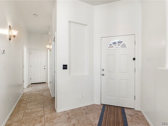 4th image of 2655 La Costa Drive