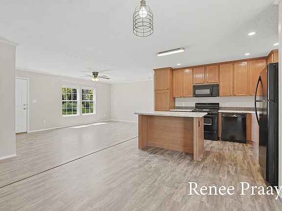 5th image of 13241 Wabasis Ave NE