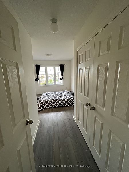 Burlington House for rent - 4 Bedrooms — photo 18