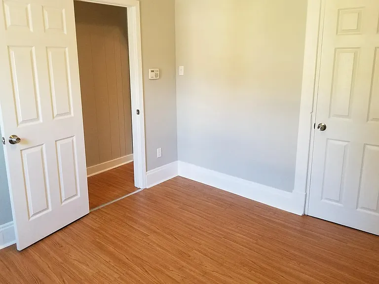 1336 Fallowfield Ave — Photo 10