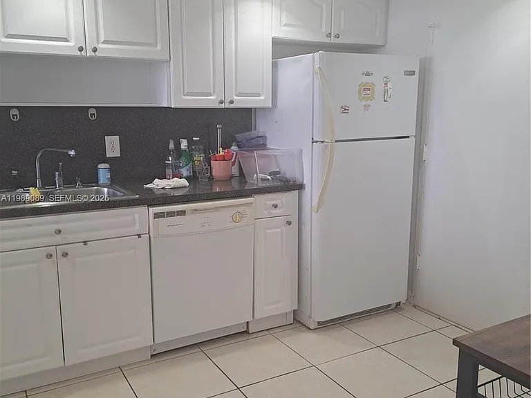 1351 NE Miami Gardens Dr #1723E — Photo 8