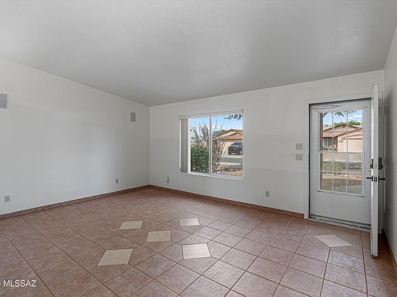 4th image of 7983 S Teaberry Ave