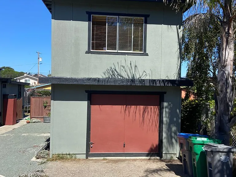 338 Henrietta Ave — Photo 2