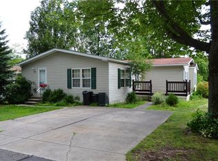 1518 Glenhaven Ln, Erie, PA 16509