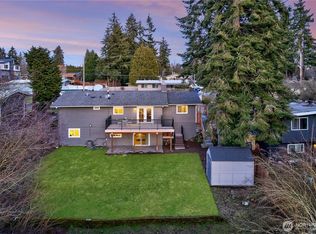 121 152nd Pl SE, Bellevue, WA