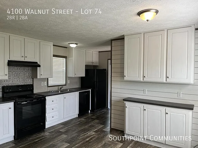 4100 Walnut St #74 — Photo 3