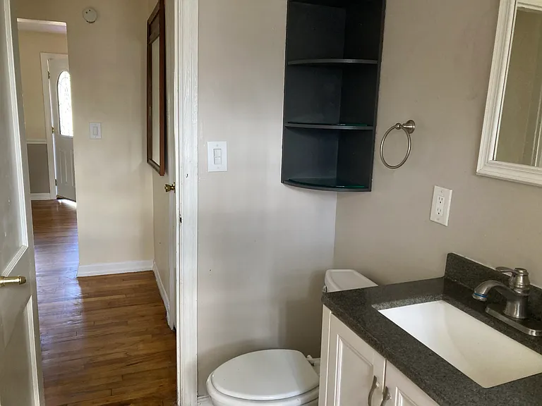 9 Smyrna Dr — Photo 6
