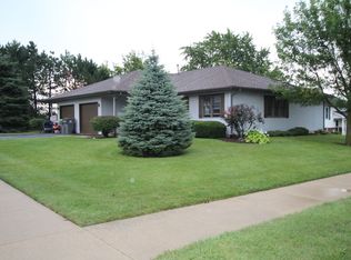 141-143 Joy St, Sugar Grove, IL 60554