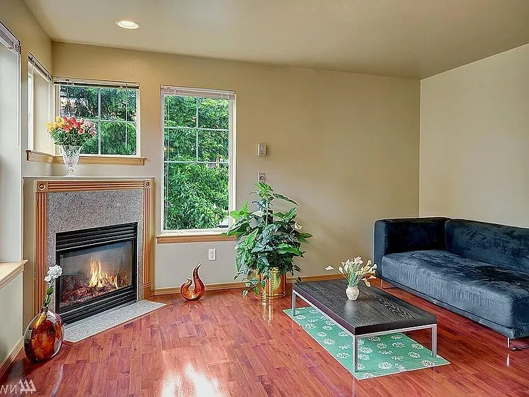 12324 33rd Ave NE #A — Photo 3