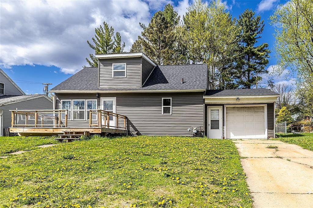 1031 Van Buren Street